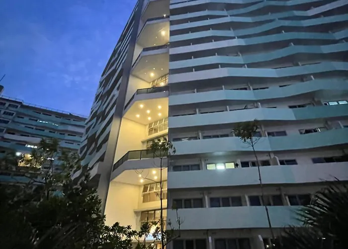 Madr Excellence At Commonwealth The Residences Aparthotel Manila